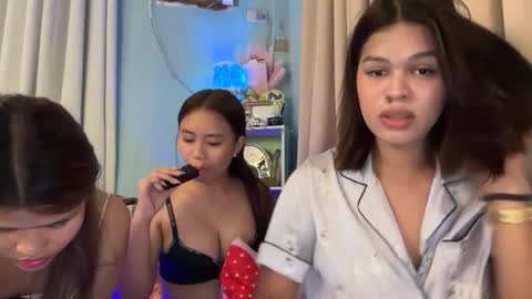 Snapshot of urbbgurl_lynxx chatting on 11.07.25 Urbbgurl lynxx online show from 11.07.25