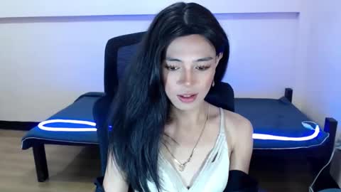 Miss alexa online show from 04.24.26