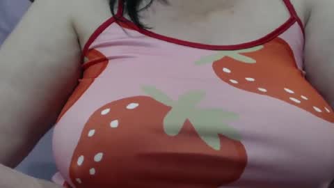 Snapshot of urcock4me chatting on 01.01.25 urcock4me online show from 01.01.25