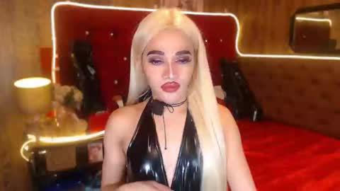 Snapshot of urcumgirlasiants chatting on 01.15.25 KENDALL online show from 01.15.25