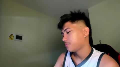 Snapshot of urcuteguy_jhonx chatting on 02.01.26 Dannie online show from 02.01.26