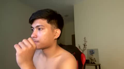 Snapshot of urcuteguy_jhonx chatting on 02.13.26 Dannie online show from 02.13.26