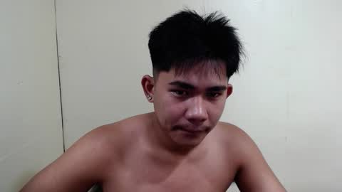 Snapshot of urcutie_asianboy chatting on 09.23.25 KEN online show from 09.23.25