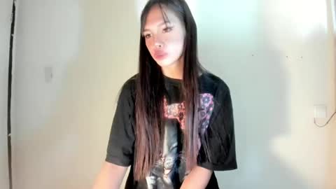 Rona Ella online show from 07.14.26