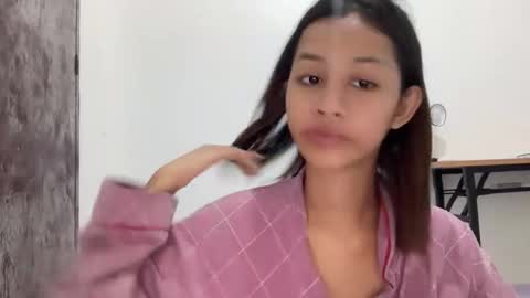 urdream_girl8 online show from 02.14.26