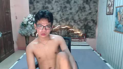 urdreamboy_doms online show from 07.06.26