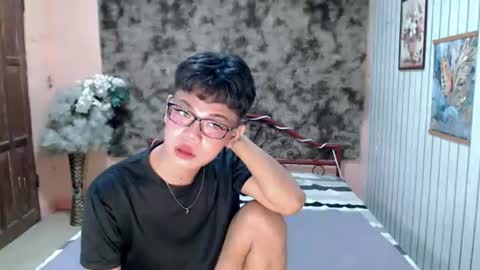 urdreamboy_doms online show from 07.12.26