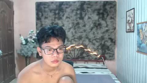 urdreamboy_doms online show from 07.24.26