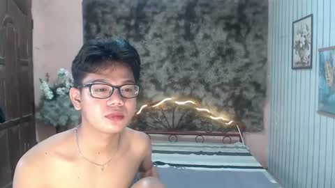 urdreamboy_doms online show from 07.28.26