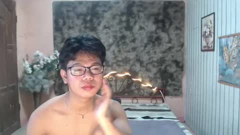urdreamboy_doms online show from 08.01.26