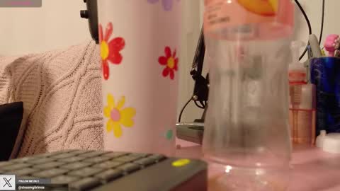 Mia Miller online show from 10.24.25