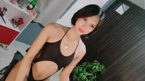 Snapshot of urfavouriteaddiction chatting on 02.20.26 Rianne online show from 02.20.26