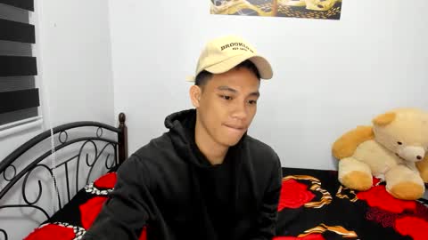 urfucker_vinz online show from 04.10.26