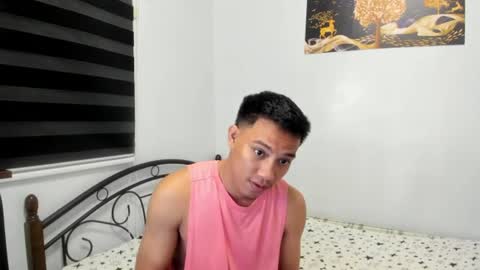 urfucker_vinz online show from 07.15.26