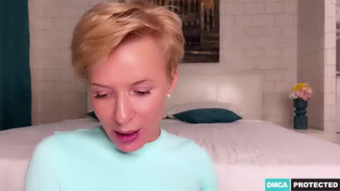 Jenny online show from 02.08.25