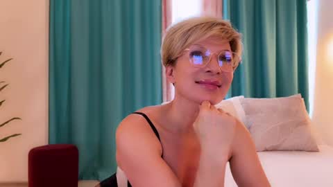 Jenny online show from 07.10.26