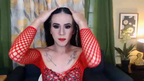 Snapshot of urgotbigonets4uxxx chatting on 12.06.24 urgotbigonets4uxxx online show from 12.06.24