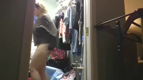 UrGreenEyedGoodGirl online show from 02.05.26