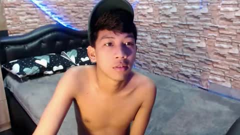 urhardfucker_joseph online show from 03.16.26