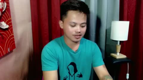 Snapshot of urhot_fucker13 chatting on 02.15.25 JUST CALL MY NAME jayrus online show from 02.15.25