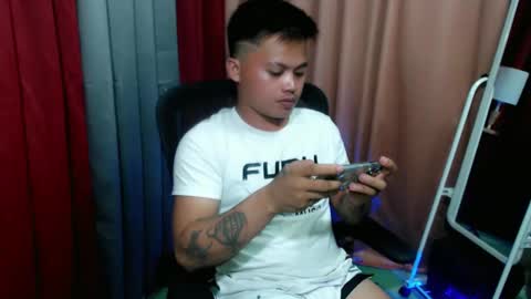 Snapshot of urhot_fucker13 chatting on 03.07.25 JUST CALL MY NAME jayrus online show from 03.07.25