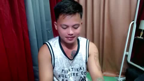 Snapshot of urhot_fucker13 chatting on 03.11.25 JUST CALL MY NAME jayrus online show from 03.11.25