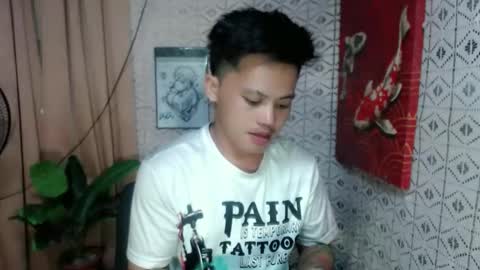 Snapshot of urhot_fucker13 chatting on 09.18.25 JUST CALL MY NAME jayrus online show from 09.18.25