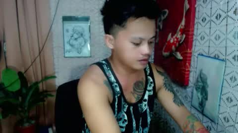 Snapshot of urhot_fucker13 chatting on 09.19.25 JUST CALL MY NAME jayrus online show from 09.19.25