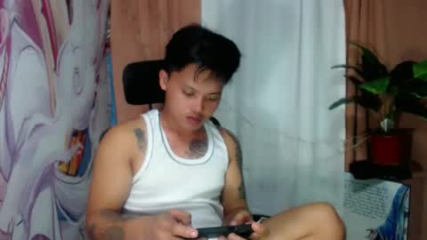 Snapshot of urhot_fucker13 chatting on 11.05.25 JUST CALL MY NAME jayrus online show from 11.05.25