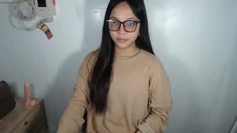 Snapshot of urhotangela chatting on 02.13.26 urhotangela online show from 02.13.26