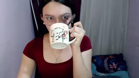 Snapshot of urhottiest_katey chatting on 06.30.26 Katey online show from 06.30.26