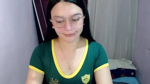 Snapshot of urhottiest_katey chatting on 07.07.26 Katey online show from 07.07.26