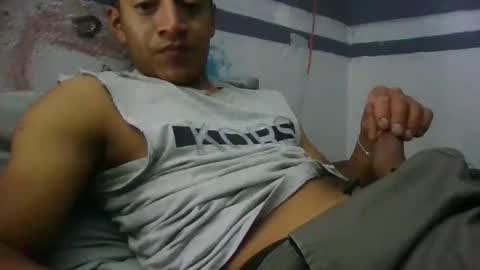 Snapshot of urielgarciabautista976 chatting on 04.03.26 el chaparrito online show from 04.03.26