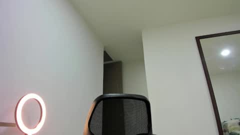 urimare_south online show from 01.19.25