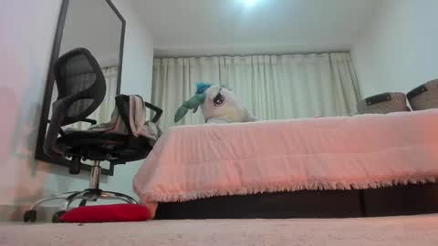 urimare_south online show from 01.30.25