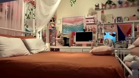 urlittlefilipina online show from 11.28.25