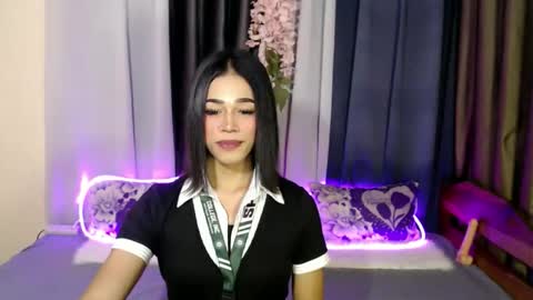 urlovely_jemma online show from 04.16.26