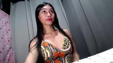 urloverjasmine_xx online show from 04.28.26