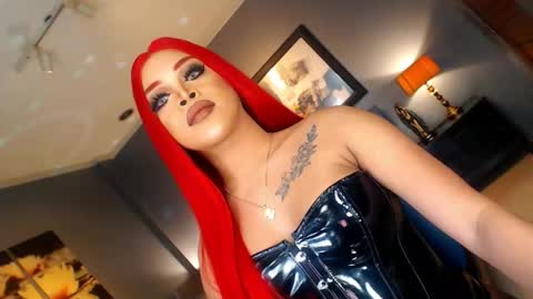 UrMajestyTyra online show from 02.14.26