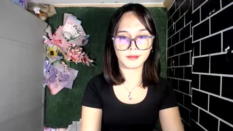 Pia online show from 10.06.25