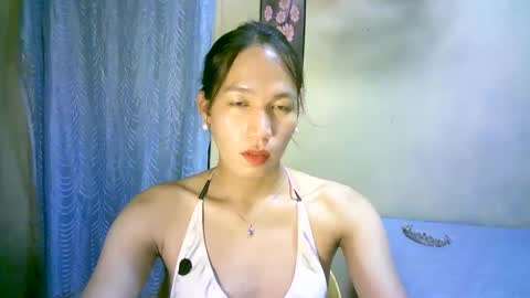 queen julia not into CHEAPGUY online show from 01.28.25