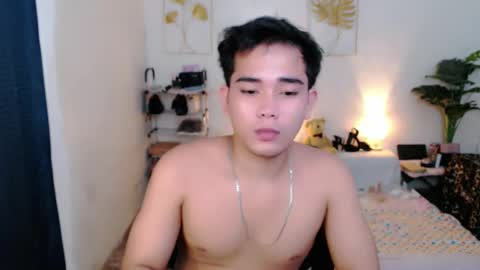 urpinoy_cummer online show from 11.19.25