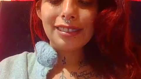 Snapshot of urposesion chatting on 04.09.26 Aniie online show from 04.09.26