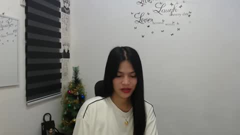 hi im kim online show from 12.19.24