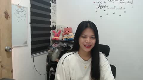 hi im kim online show from 01.07.25