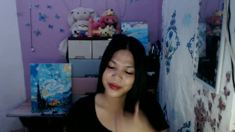 Snapshot of urpreciouspinayxxx chatting on 07.24.26 hi im kim online show from 07.24.26