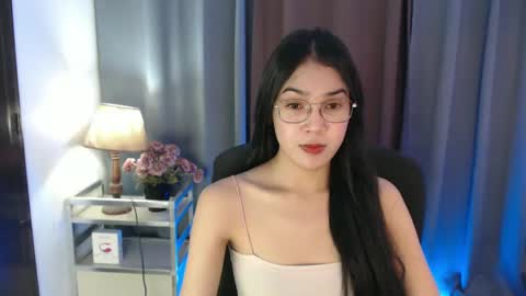 Snapshot of urpretty_nix chatting on 03.12.25 Nix online show from 03.12.25