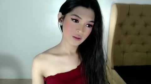 Snapshot of urpretty_shanexx chatting on 11.26.25 HI IM SHINE online show from 11.26.25