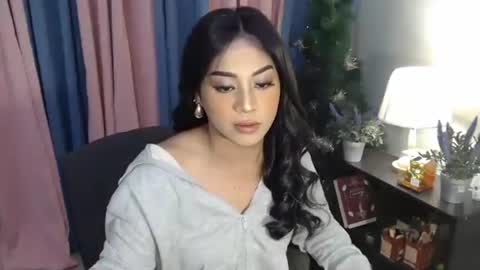 Snapshot of urseductive_calixx chatting on 10.04.25 JUST CALL ME CALI online show from 10.04.25