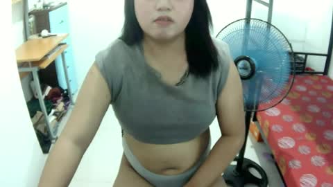 Snapshot of urslut_max chatting on 07.01.26 maxie online show from 07.01.26